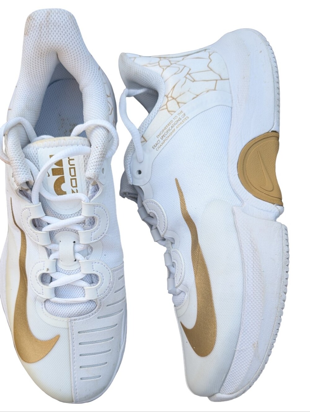 Nike Air Zoom GP Turbo Naomi Osaka White Metallic Gold Tennis Shoes Women's 8.5